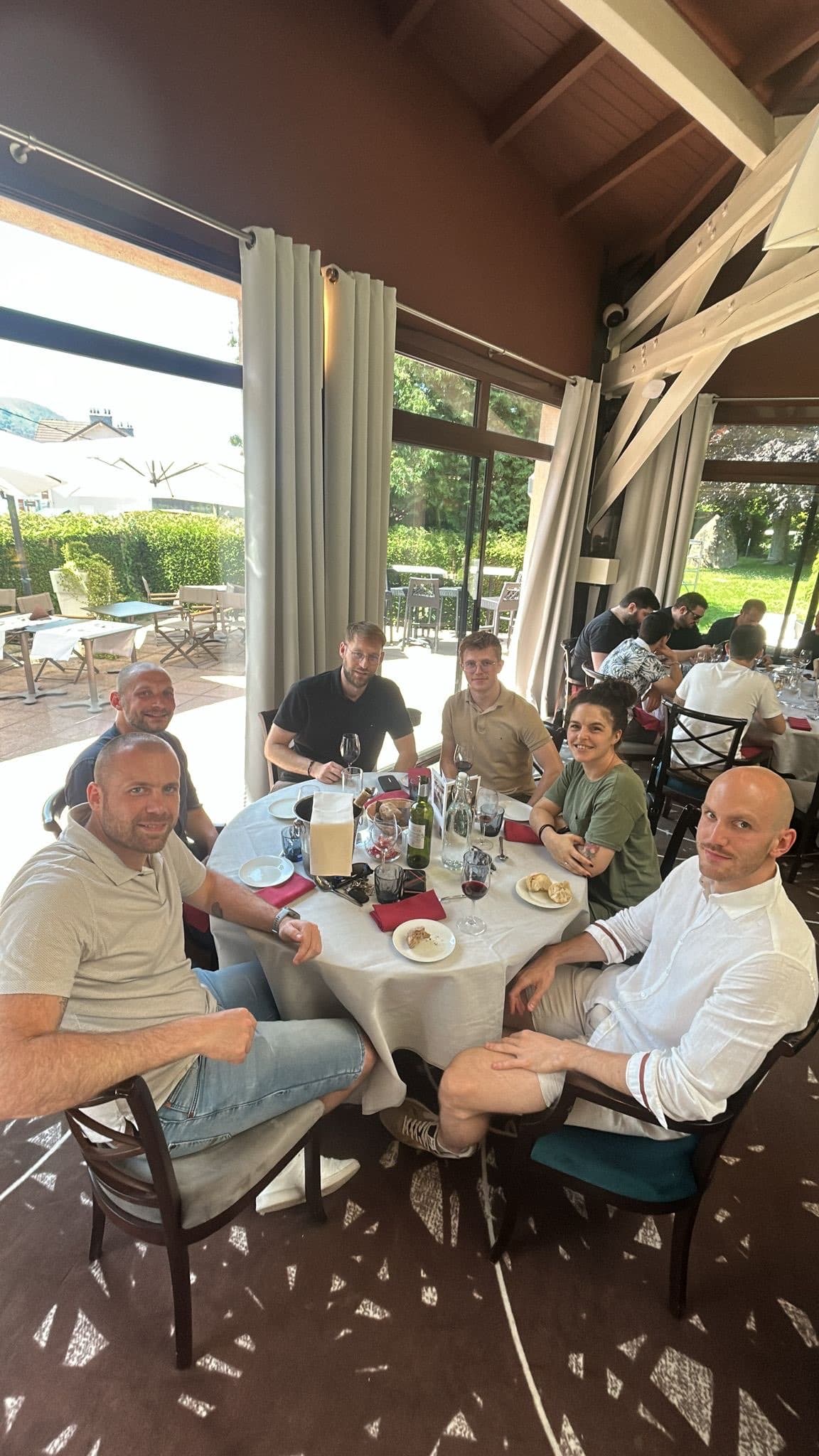 L'équipe Les Entrecodeurs au restaurant